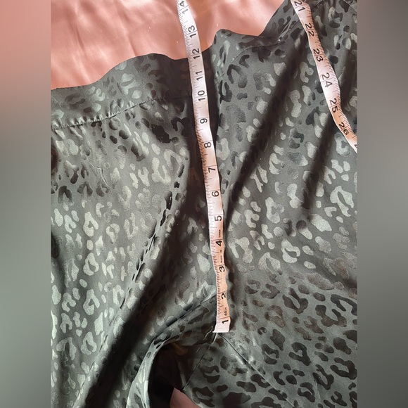 Women’s Black Leopard Print Pajama Set - Picture 9 of 10